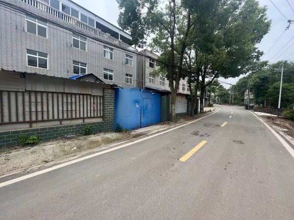 洪山区690平砖混结构厂房 房东直租 配套齐全