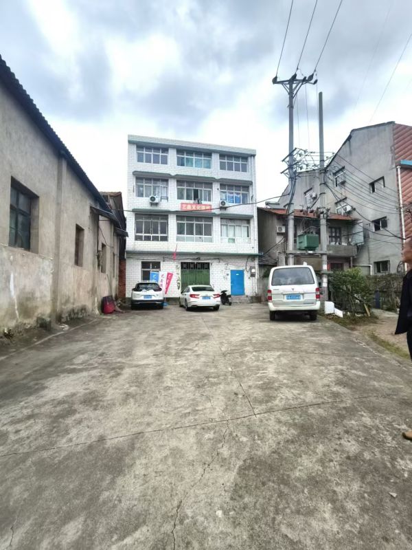 房东直租汉阳地铁口附近厂房仓库优价出租