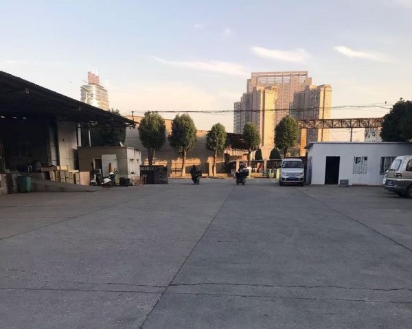(非中介)汉阳区三环内东风大道六米层高一楼标准厂房