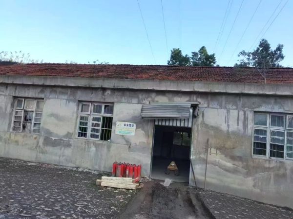 房东直租珞瑜东路1500平厂房仓库办公楼独门独院