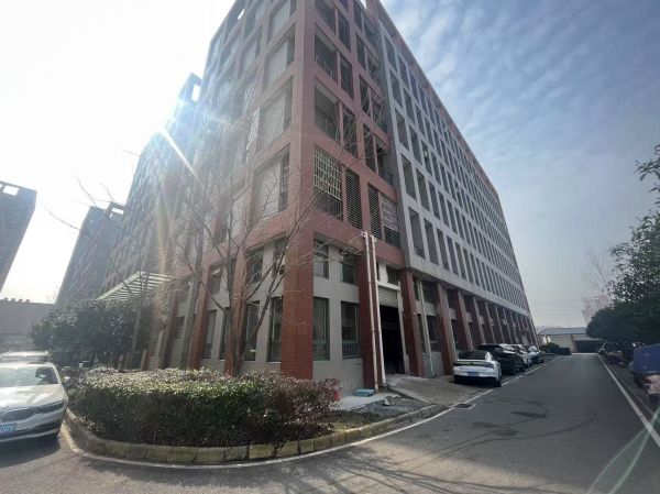 房东直租江夏恒瑞创智天地一楼标准框架厂房优价出租