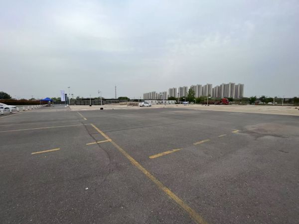 房东直租江夏五里界，独院已硬化空场地低价招租