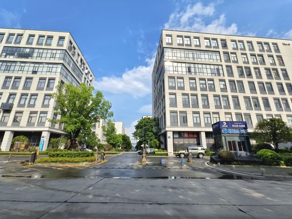 房东直租汉阳联东U谷厂房仓库办公室低价招租
