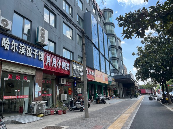 房东直租东西湖吴家山独栋1100平钢构厂房仓库。交通便利，优价招租