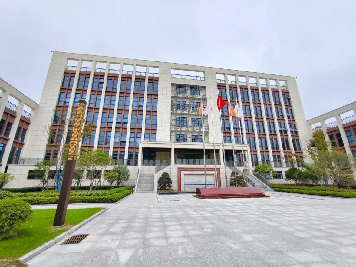 房东急租白沙洲重工厂房仓库600平，配套齐全优价出租