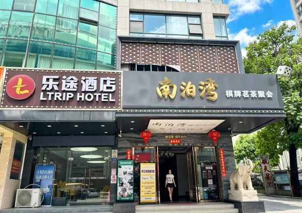 （房东直租）硚口路临街500平旺铺不限行业低价招租