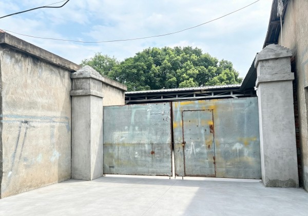 （房东直租）蔡甸新农1200平砖混厂房配套齐全低价招租