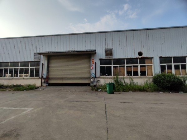 房东直租葛店开发区钢构厂房，带行车 交通便利低价出租