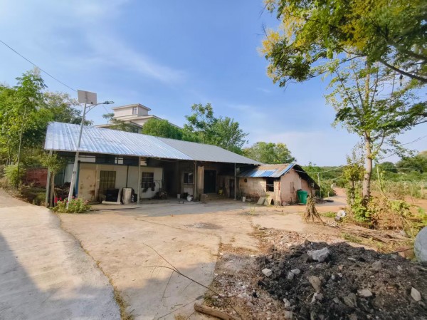 房东直租江夏段岭庙独门独院钢构厂房仓库，民用水电 可分租