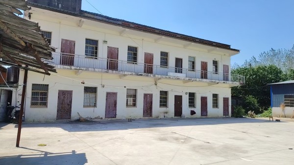 房东直租黄陂天河机场附近钢构仓库独门独院 低至2元一平